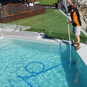 Mineral Pool Cleaning Services